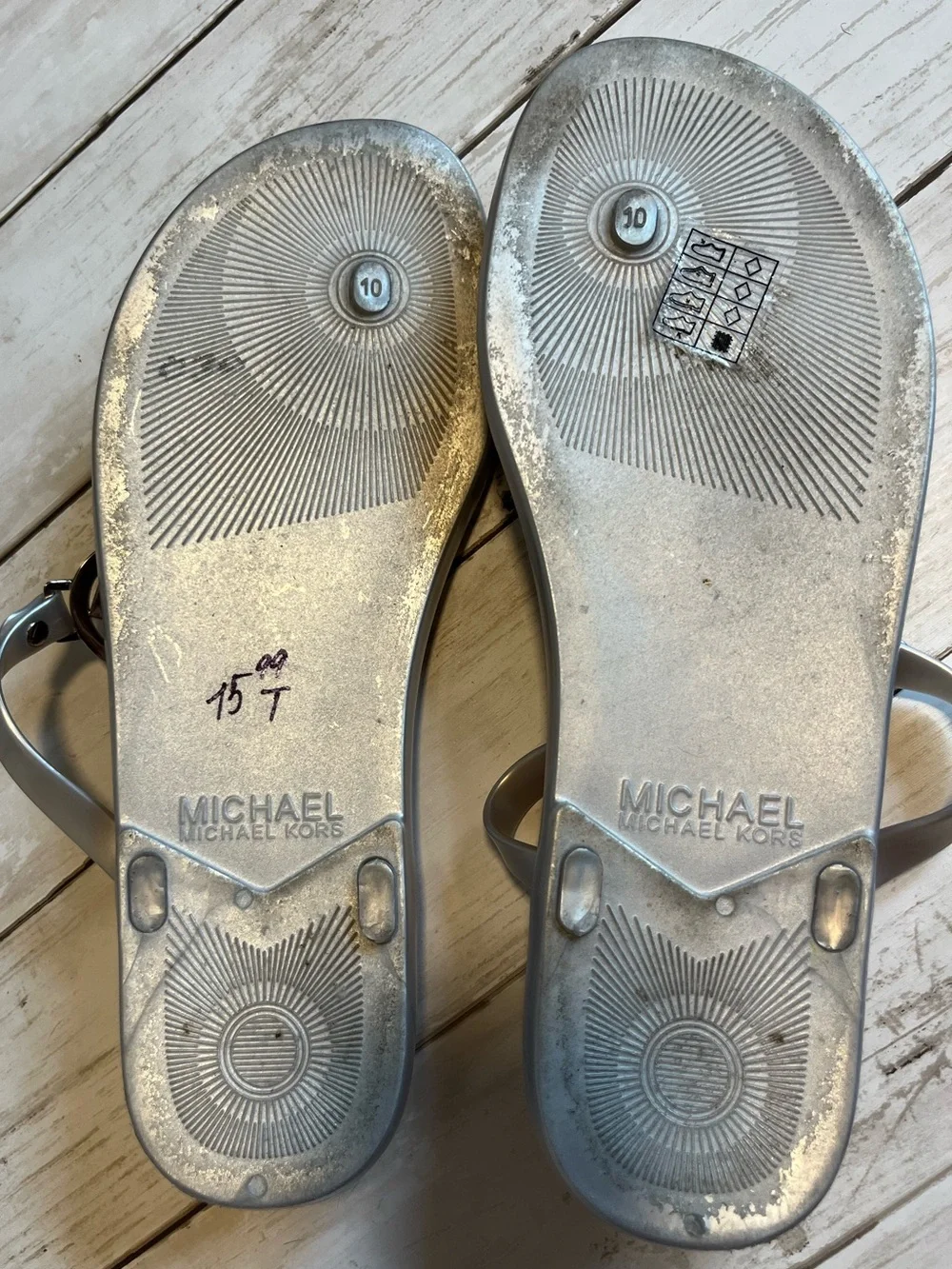 Michael Kors MK Charm Jelly PVC Flip Flop Thong Sandals in Silver Size 10